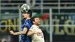 Thomas Müller (r) im Kopfball-Duell mit Mailands Francesco Acerbi.