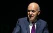 DFB-Präsident Bernd Neuendorf trifft sich mit den Nordost-Regionalligisten.