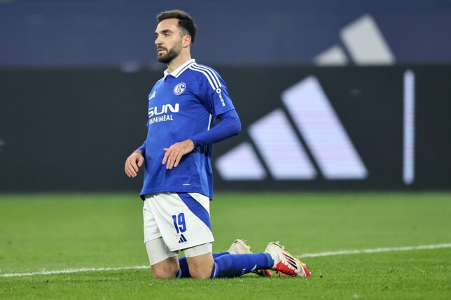 Kenan Karaman ist Kapitän von Schalke 04. | Foto: Christof Koepsel/Getty Images
