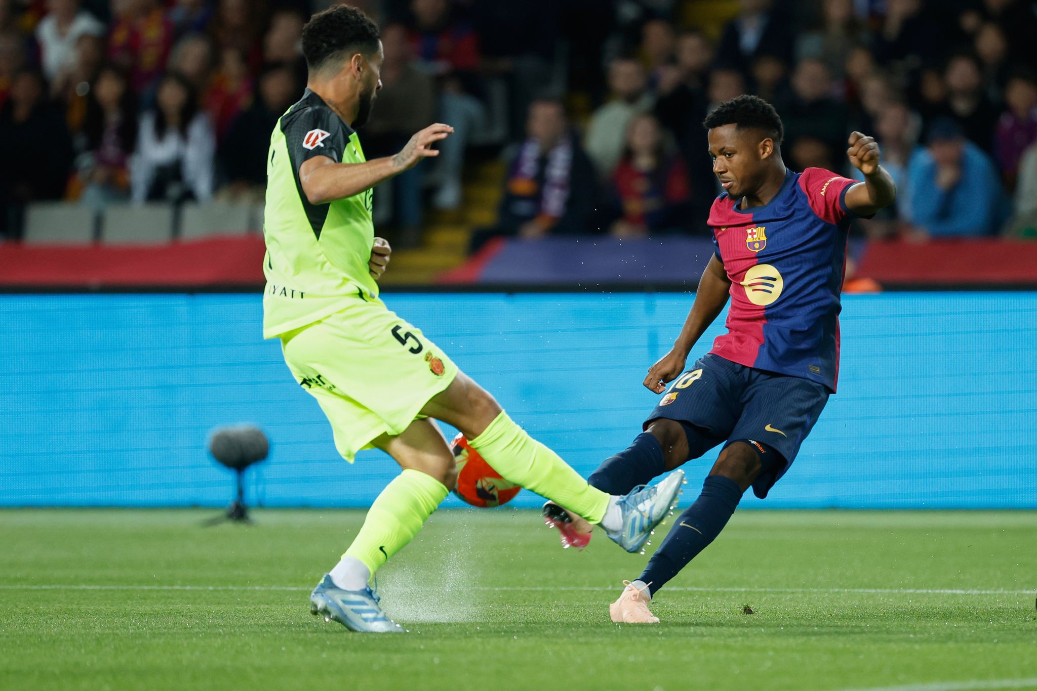 Barcelona greift gegen Mallorca früh an.