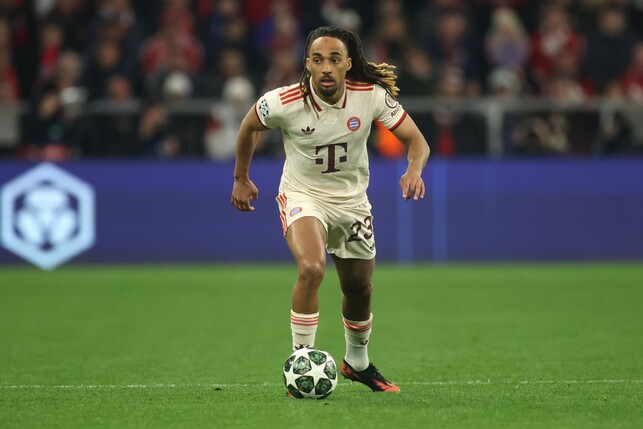 Sacha Boey hat sich beim FC Bayern als Flop herausgestellt. Geht es zurück zu seinem Ex-Klub? | Foto: Alex Grimm/Getty Images