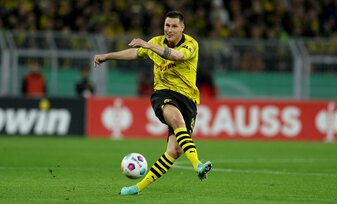 Niklas Süle hat sich beim BVB zurück gekämpft. Doch seine Zukunft bleibt Stand jetzt offen. Foto: Lars Baron/Getty Images