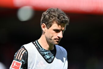 Der scheidenden Bayern-Legende Thomas Müller droht krankheitsbedingt ein Ausfall. Foto: Christian Kaspar-Bartke/Getty Images Der scheidenden Bayern-Legende Thomas Müller droht krankheitsbedingt ein Ausfall. Foto: Christian Kaspar-Bartke/Getty Images