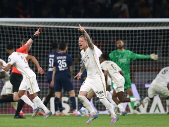 PSG kassiert erste Niederlage der Saison PSG kassiert erste Niederlage der Saison