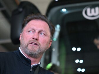 Hasenhüttl: "Kann nicht in die Zukunft schauen" Hasenhüttl: "Kann nicht in die Zukunft schauen"