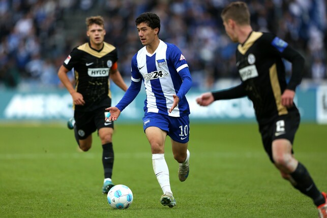 Ibrahim Maza wird ab der kommenden Saison für Bayer 04 Leverkusen spielen. | Foto: Maryam Majd/Getty Images