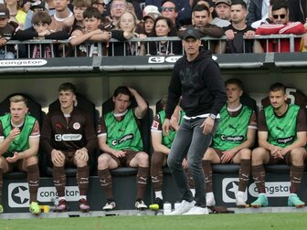 "Wahnsinn": Schiri-Frust statt Party auf St. Pauli "Wahnsinn": Schiri-Frust statt Party auf St. Pauli