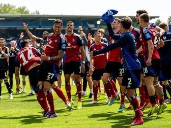 "Richtig Bock aufs Finale": HSV dem Aufstieg ganz nah "Richtig Bock aufs Finale": HSV dem Aufstieg ganz nah