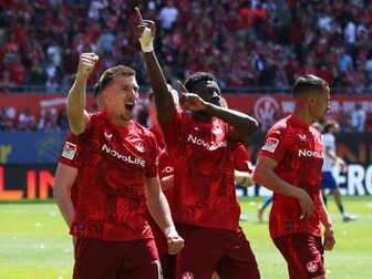 FCK wahrt kleine Aufstiegschance FCK wahrt kleine Aufstiegschance
