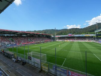 Umbau Dreisamstadion: Freiburg investiert zehn Millionen Euro Umbau Dreisamstadion: Freiburg investiert zehn Millionen Euro