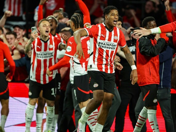 Drama in der Eredivisie: Ajax patzt – PSV vor Meisterschaft