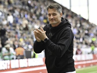 St. Pauli: Trainer Blessin lässt Zukunft offen St. Pauli: Trainer Blessin lässt Zukunft offen