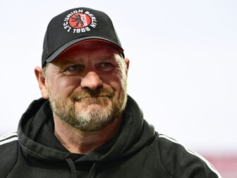 Baumgart bremst Erwartungen: "Die Bundesliga ist das Hauptziel" Baumgart bremst Erwartungen: "Die Bundesliga ist das Hauptziel"