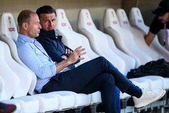 Jess Thorup (l) und Marinko Jurendic müssen die Saison erklären. Jess Thorup (l) und Marinko Jurendic müssen die Saison erklären.