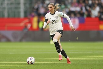 BERLIN, GERMANY - APRIL 08: Jule Brand of Germany controls the ball during the UEFA Women's Nations League 2024/25 Grp A1 MD4 match between Germany and Scotland at on April 08, 2025 in Berlin, Germany BERLIN, GERMANY - APRIL 08: Jule Brand of Germany controls the ball during the UEFA Women's Nations League 2024/25 Grp A1 MD4 match between Germany and Scotland at on April 08, 2025 in Berlin, Germany
