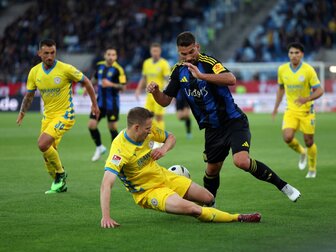 Foto: Mit neuem Trainer: Braunschweig legt Sieg in Saarbrücken vor