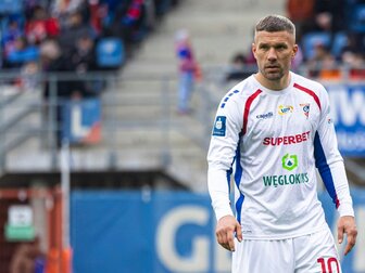 Podolski verlängert in Zabrze bis 2026