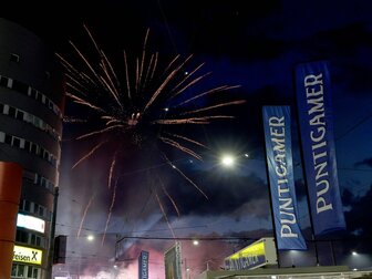 Ausschreitungen nach Sturm-Meisterfeier in Graz Ausschreitungen nach Sturm-Meisterfeier in Graz