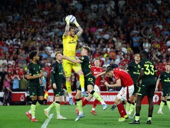 kicker: Leverkusen bemüht sich um Torhüter Flekken kicker: Leverkusen bemüht sich um Torhüter Flekken