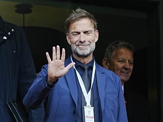 Jürgen Klopp ist auf der Suche nach einem neuen Coach für RB Leipzig. Jürgen Klopp ist auf der Suche nach einem neuen Coach für RB Leipzig.