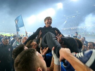 Nach Titelgewinn: Conte bleibt in Neapel Nach Titelgewinn: Conte bleibt in Neapel