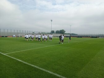 DFB-Training: Mit 24 Spielern gegen Portugal DFB-Training: Mit 24 Spielern gegen Portugal