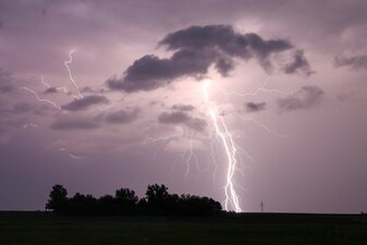 Meteorologen warnen vor heftigen Unwettern in Bayern - und das just am Nations-League-Spieltag. Meteorologen warnen vor heftigen Unwettern in Bayern - und das just am Nations-League-Spieltag.
