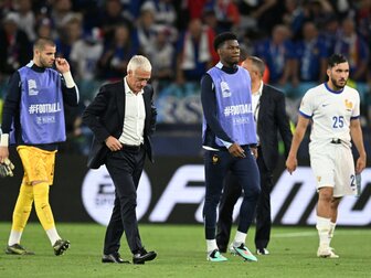 Deschamps vor DFB-Duell: "Nicht das wichtigste Spiel" Deschamps vor DFB-Duell: "Nicht das wichtigste Spiel"