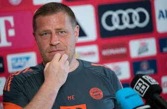 Sportvorstand Max Eberl äußert sich im Teamhotel des FC Bayern in Orlando zu Leroy Sané. Sportvorstand Max Eberl äußert sich im Teamhotel des FC Bayern in Orlando zu Leroy Sané.