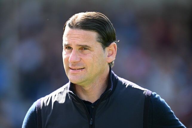 Borussia Mönchengladbach und Trainer Gerardo Seoane sind in einer Krise. Nach der Niederlage gegen Kiel hat Gladbach Europa wohl verspielt. | Foto: Stuart Franklin/Getty Images
