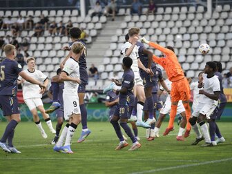 5:1 verspielt: DFB-Junioren müssen um Halbfinaleinzug bangen 5:1 verspielt: DFB-Junioren müssen um Halbfinaleinzug bangen