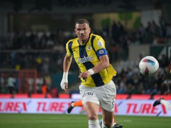 Medizincheck bestanden: Dzeko wird Gosens-Kollege in Florenz Medizincheck bestanden: Dzeko wird Gosens-Kollege in Florenz