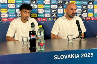 Antonio Di Salvo (r) und Nathaniel Brown freuen sich auf das Viertelfinale. Antonio Di Salvo (r) und Nathaniel Brown freuen sich auf das Viertelfinale.