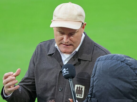 Göttlichs Wunsch: Hamburger Fußball gegen Rechtsextremismus