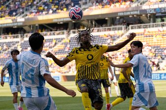 Leihspieler Chukwuemeka soll über das eigentliche Leihende hinaus beim BVB bleiben Leihspieler Chukwuemeka soll über das eigentliche Leihende hinaus beim BVB bleiben
