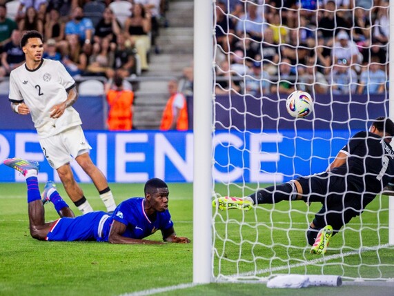 Rekordmann Atubolu glänzt: "Mein bestes U21-Spiel"