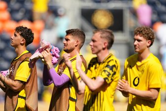 Das Minimalziel Achtelfinale hat Borussia Dortmund mit überschaubaren Leistungen geschafft. Das Minimalziel Achtelfinale hat Borussia Dortmund mit überschaubaren Leistungen geschafft.