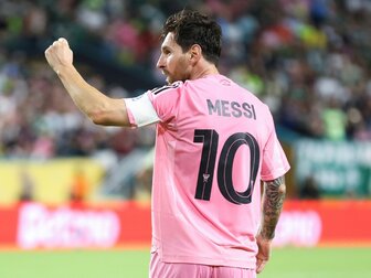FC Barcelona: 16 Millionen für Ex-Stars wie Messi FC Barcelona: 16 Millionen für Ex-Stars wie Messi
