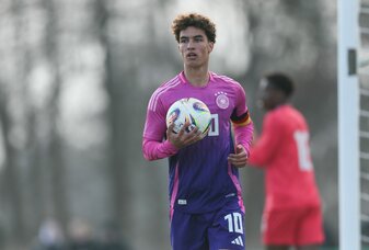 Foto: Offiziell: VfB Stuttgart holt U19-Kapitän Darvich aus Barcelona