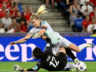 Enttäuschung in der Schweiz: Niederlage im EM-Eröffnungsspiel Enttäuschung in der Schweiz: Niederlage im EM-Eröffnungsspiel