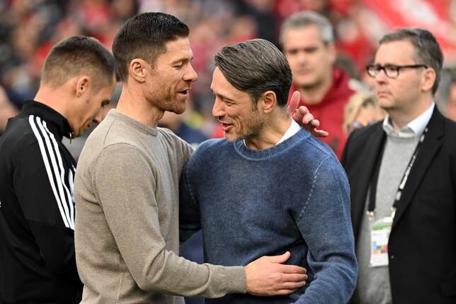 Niko Kovac (r) weiß genau, was ihn mit dem BVB gegen Real Madrid erwartet.