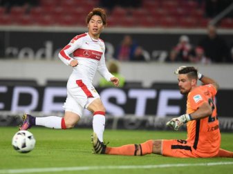 Doppeltorschütze Simon Terodde schoss den VfB zum Sieg. Foto: Deniz Calagan Doppeltorschütze Simon Terodde schoss den VfB zum Sieg. Foto: Deniz Calagan