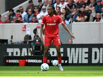 SC Freiburg verlängert mit Verteidiger Makengo SC Freiburg verlängert mit Verteidiger Makengo
