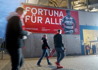 Fortuna Düsseldorf setzt «Fortuna für alle» fort. Fortuna Düsseldorf setzt «Fortuna für alle» fort.