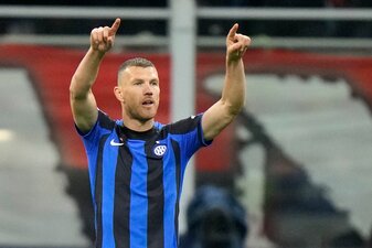 Wieder in der Serie A: Edin Dzeko. Wieder in der Serie A: Edin Dzeko.