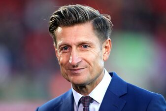 Kündigt Schritte gegen das Europa-League-Aus an: Steve Parish. Kündigt Schritte gegen das Europa-League-Aus an: Steve Parish.