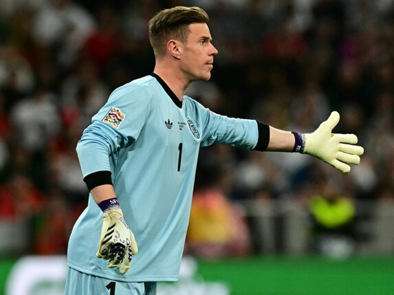 Adler: Ter Stegen kann sich Bleiben "nicht erlauben"