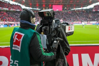 Der Verkauf der TV-Rechte im Ausland ist ein strittiges Thema. Der Verkauf der TV-Rechte im Ausland ist ein strittiges Thema.