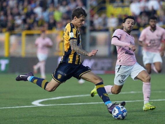 Mussolinis Urenkel spielt in der Serie A
