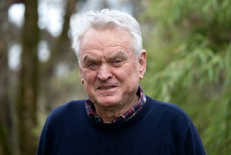 Sepp Maier nimmt Uli Hoeneß in Schutz. Sepp Maier nimmt Uli Hoeneß in Schutz.